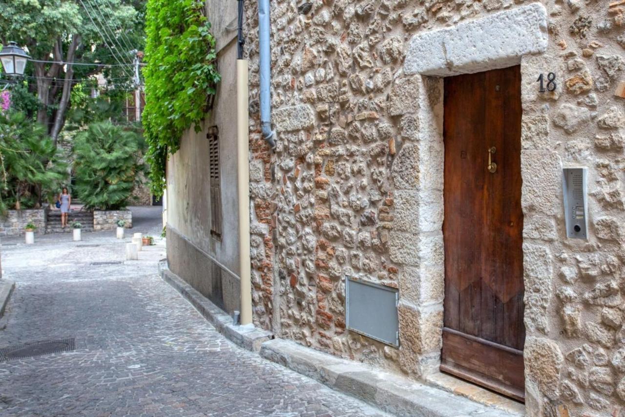 2-Star Apartment Close To Beaches And All Amenities Antibes Extérieur photo
